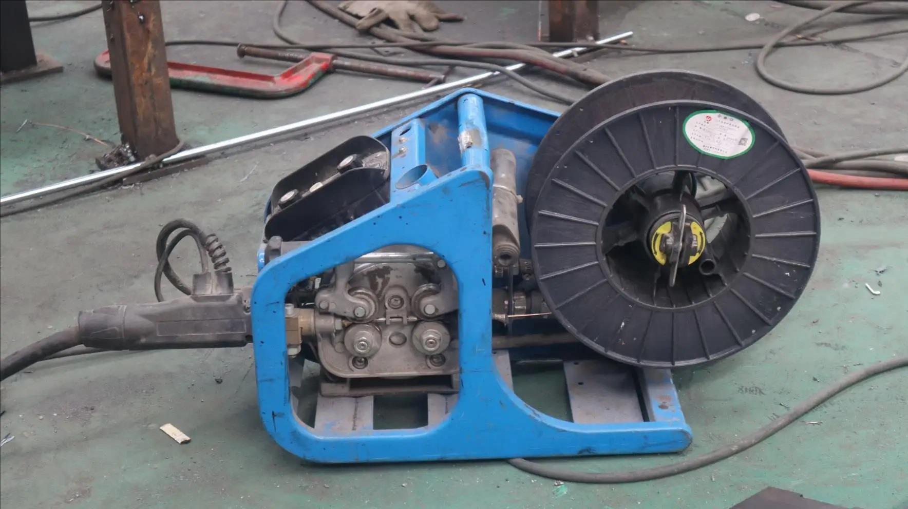 Industrial welding machine for brazing carbide tips onto tool holders at DentFix