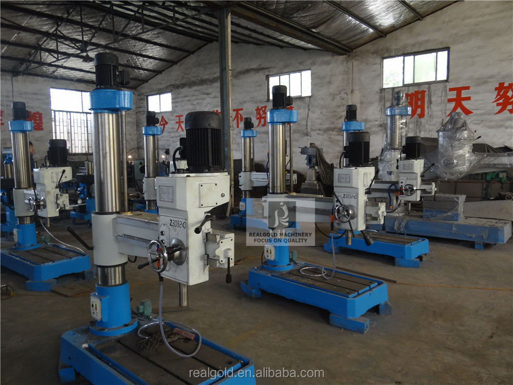 RADIAL DRILLING MACHINE Detail 1
