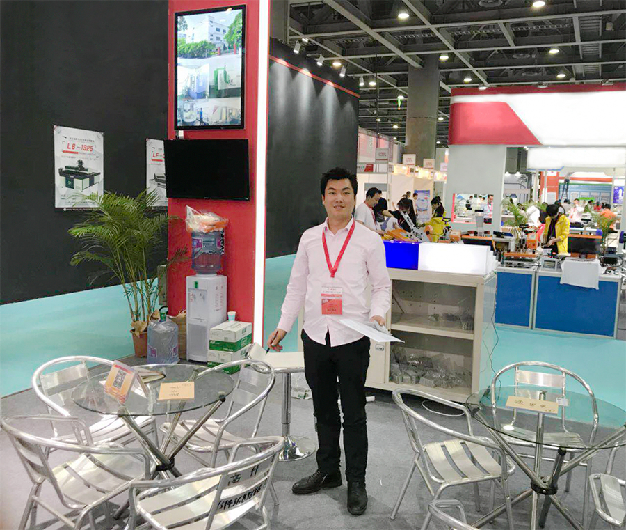Exhibition View 3