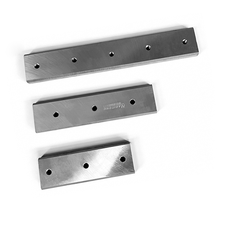Factory Sale Heavy Duty Forestry Blade Alloy Hard Steel Cutting Blade Industrial Wood Crusher Blades For Sale