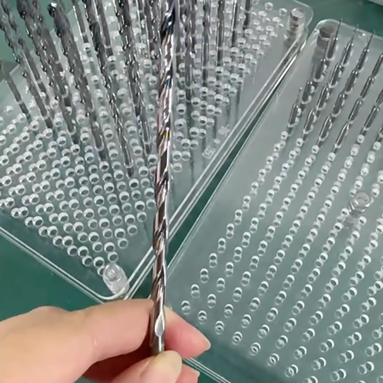 High-Speed Tungsten Carbide Internal Cooling CNC Metal Drilling Tools Solid Carbide Deep Hole Drill Bits for Machine Tools