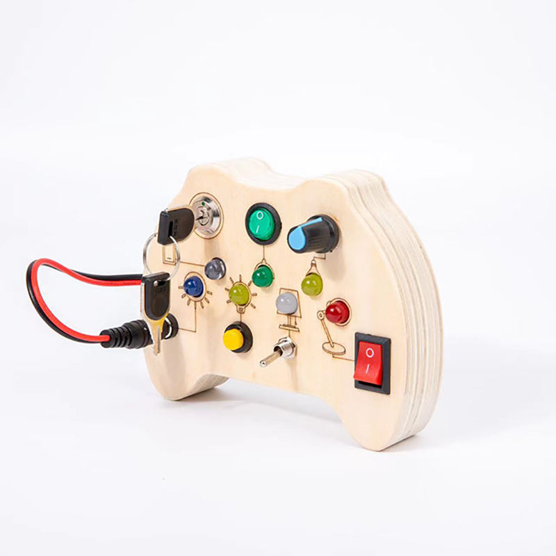Wooden Busy Board With Carry Handle Educational Games Montessori Sensory Toy CE Certified For Children 5 To 7 Years