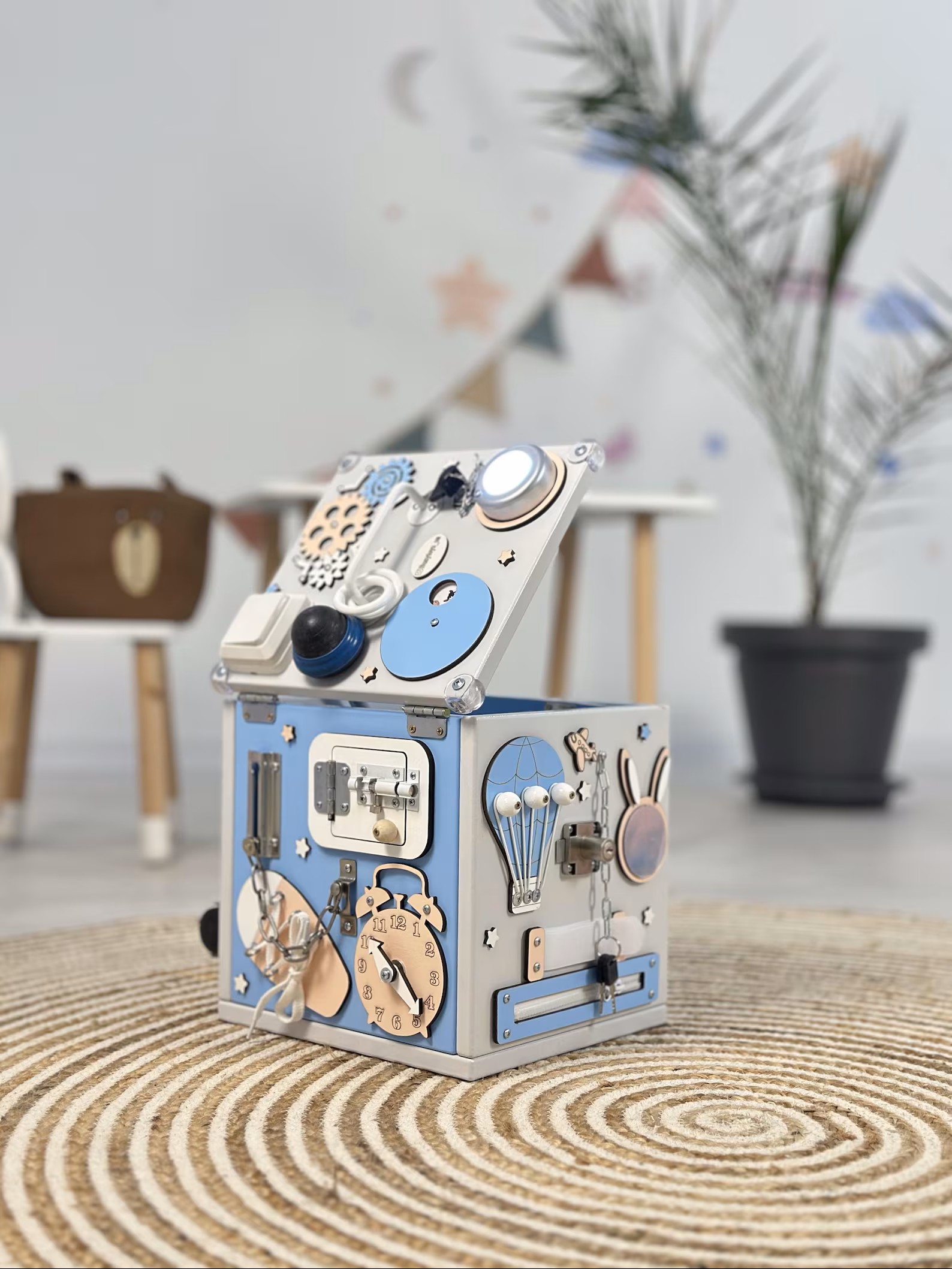 ODM OEM Wooden Montessori Busy Cube Fine Motor Toddler Toys for 1st Birthday Boy &amp; Girl EN71 Certified Baby Toy