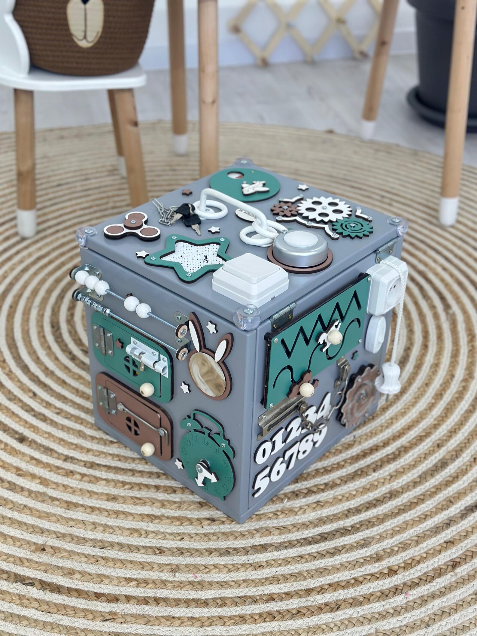 ODM OEM Wooden Montessori Busy Cube Fine Motor Toddler Toys for 1st Birthday Boy &amp; Girl EN71 Certified Baby Toy