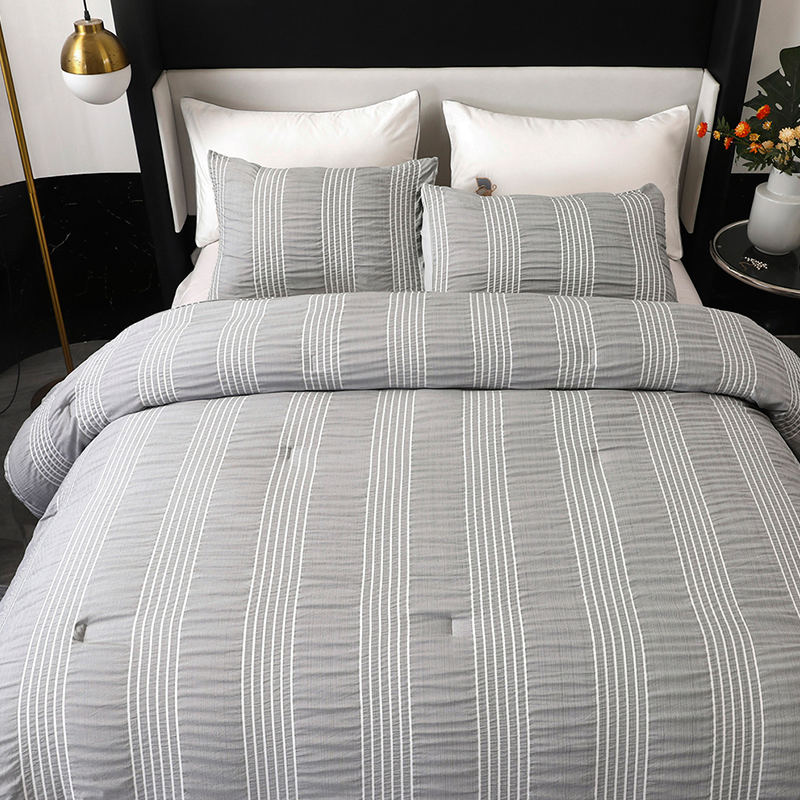 Home Microfiber Quilt Duvet Queen Size Down Alternative Comforter Bedding Set