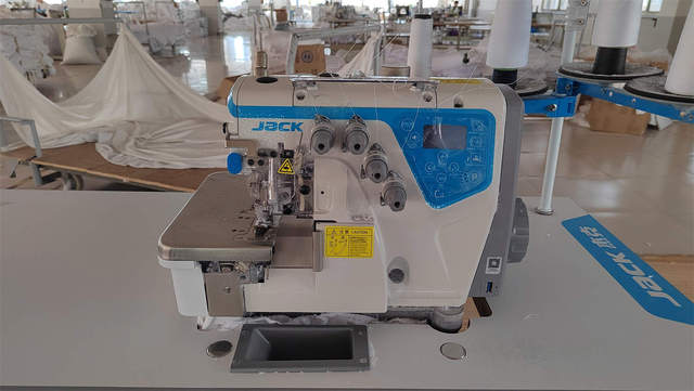 Premium hotel pillowcases and pillow covers manufactured by DETT TexPro