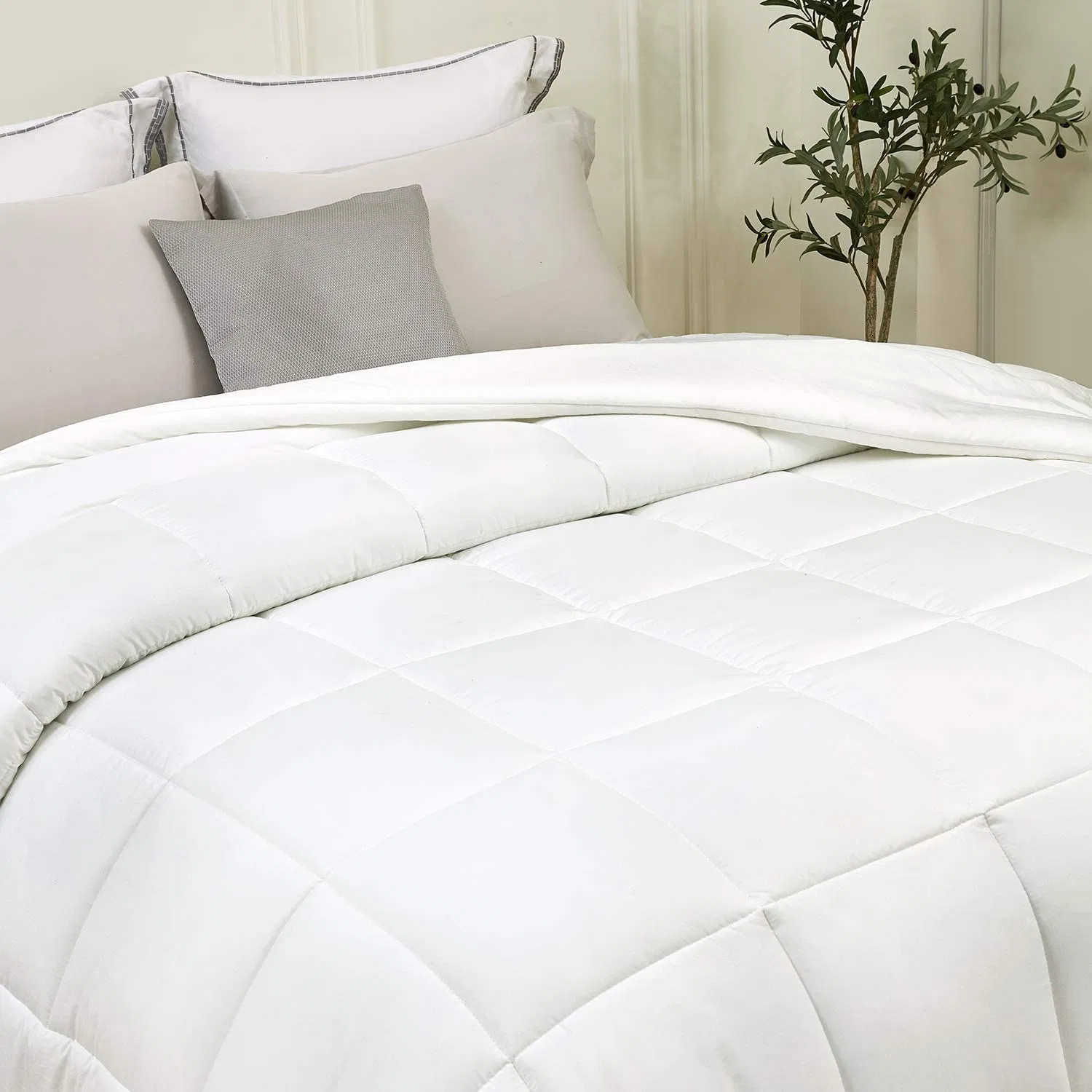 Premium Grade a Quilted Quilt, Duvet, China Home Textile Bedding Set