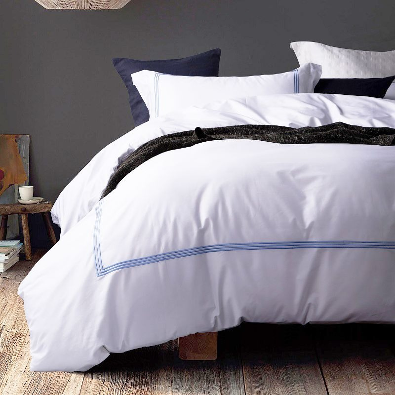 Five Star Hotel Linen Custom Printed Logo Embroideried Hotel Bedsheets Duvet Bedding Set