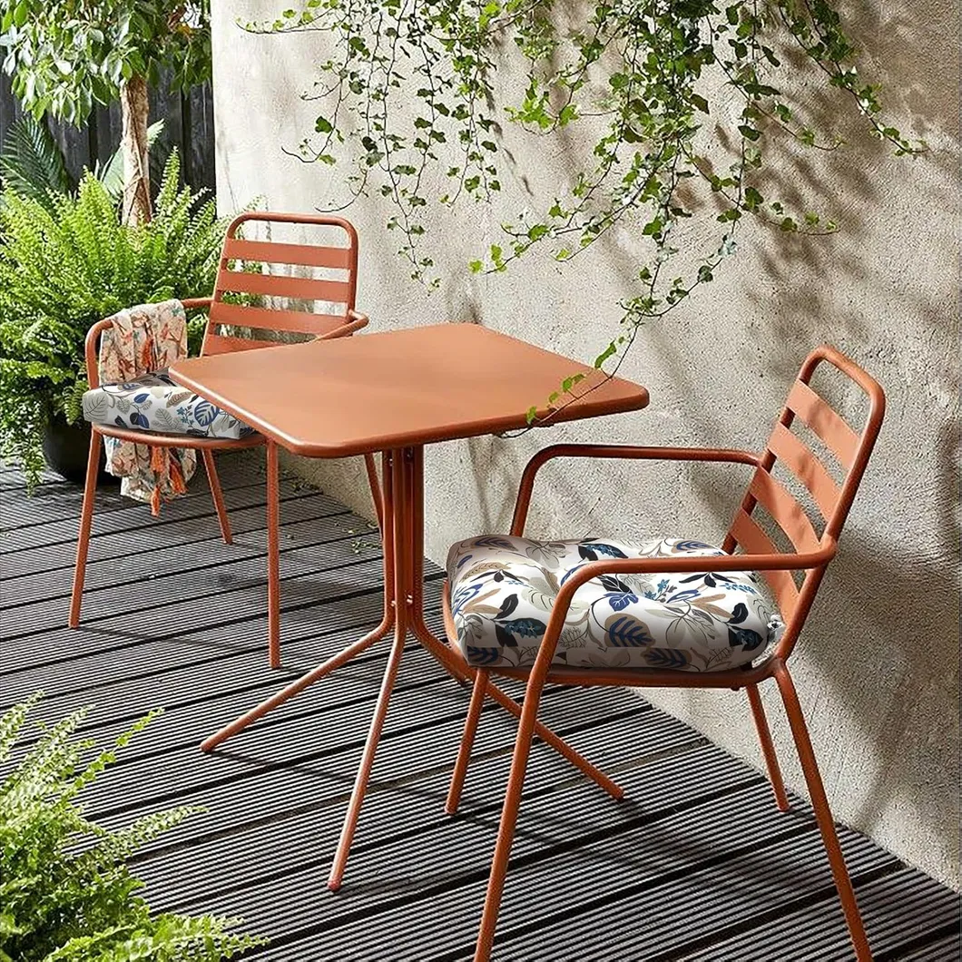 Outdoor Cushion Detail 6