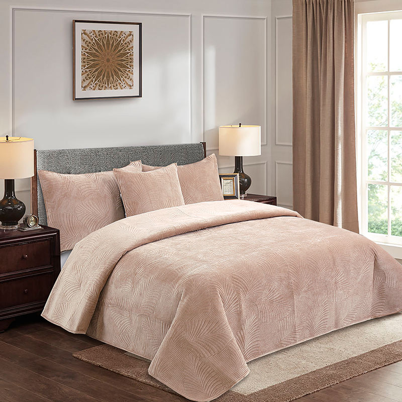 Wholesale Hotel Ultrasonic King White Comforter Bed Quilt Pillowcase Breathable Warm Blanket Bedding Set