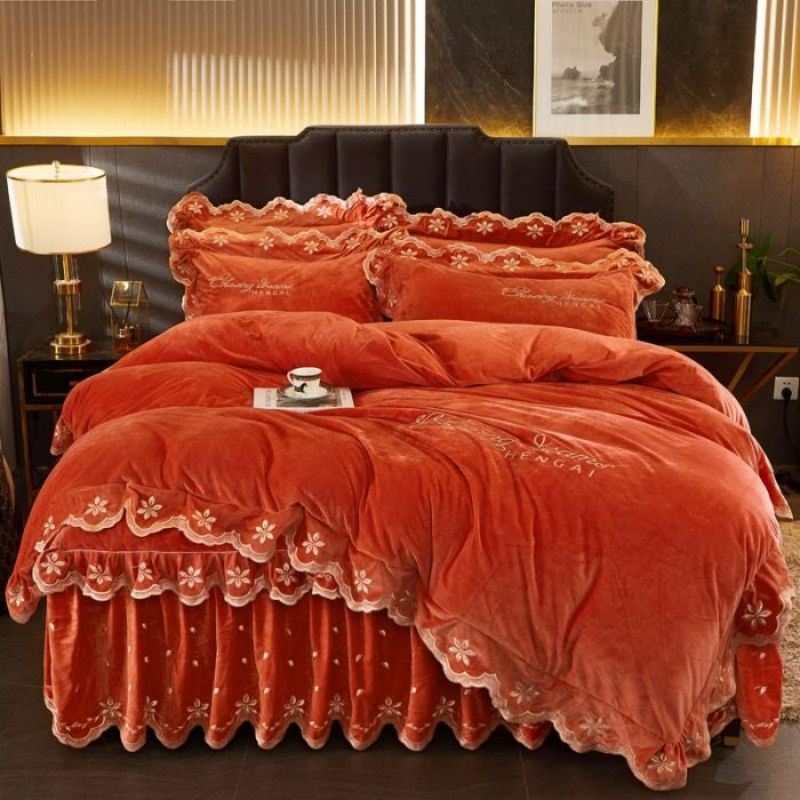 Warm Orange Baby Velvet Home Textile 4PCS Comforter Duvet Cover Winter Bed Linen Flat Sheet Embroidery Pillow Cases Polyester Bedding Set Supplier