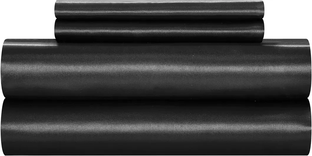 Silk Bedding Detail 1