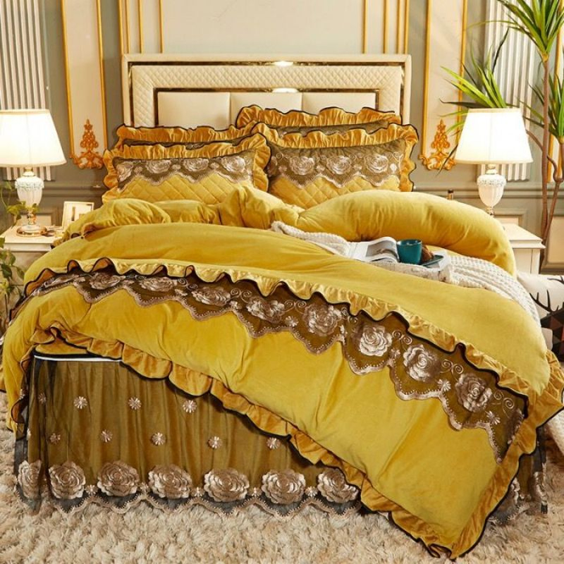 Blue Velvet Lace Duvet Cover Embroidery Pillow Shams Warm Comforter Set Winter 4PCS Bed Linen Fitted Sheets ODM Home Textile Bedding Set