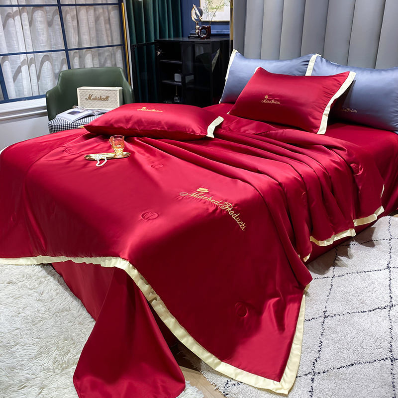 King Custom Size 4 PCS Cooling &amp; Breathable Quilt Bed Sheets Silk Quilt Ultra Smooth Washed Silk Embroidery Summer Quilt Bedding Set