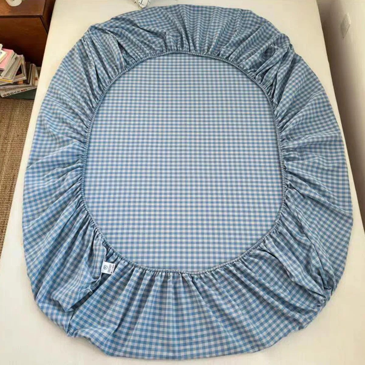 Breathable Soft Mattress Protector with Customizable Color Options