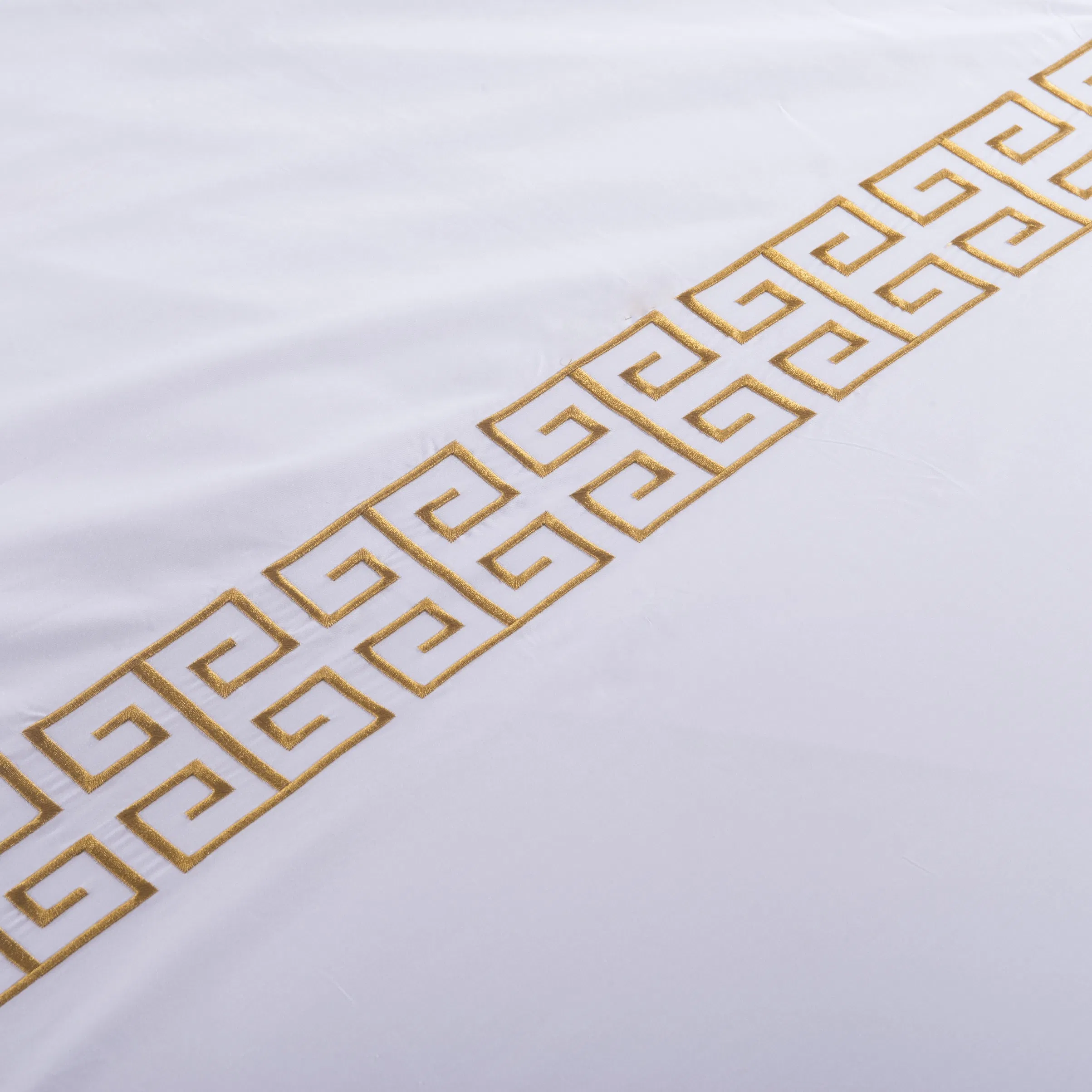 High Quality Luxury Hotel 300t Weave 100% Cotton Microfiber Bedding Sheet Set Hotel Bedding Textile