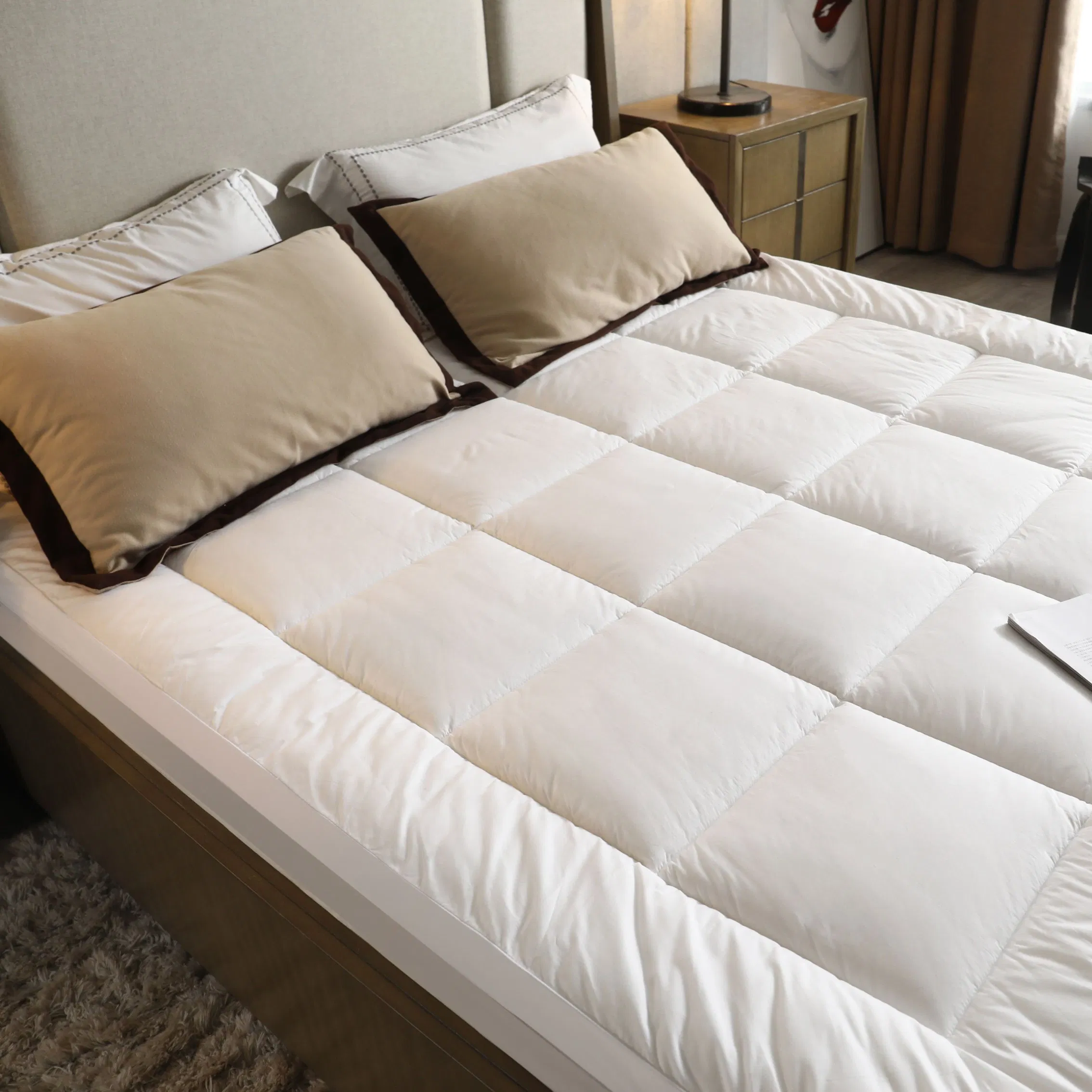Comfortable Home Hotel Bed Mattress White Mattress Protector for Bed