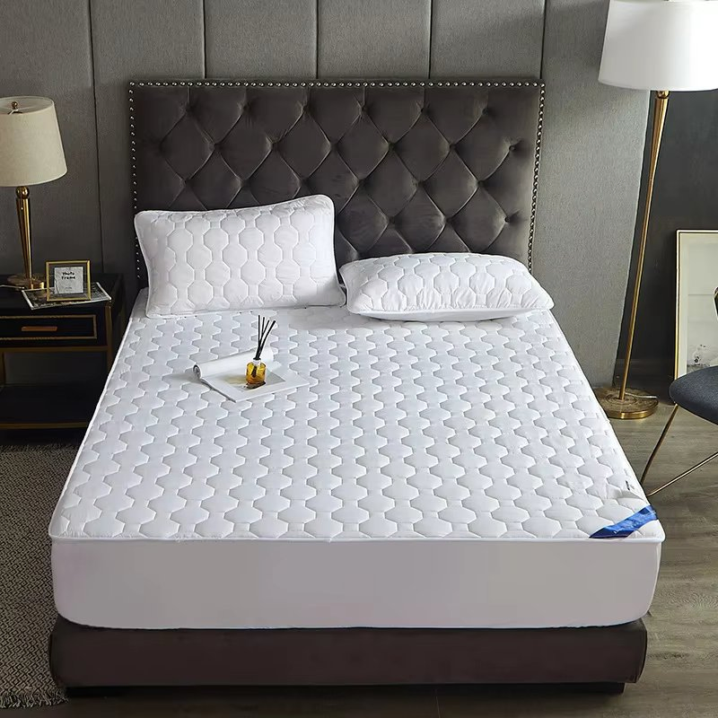 Premium Waterproof Mattress Cover Breathable Quilted Anti Slip Fitted Protector for Bed Wetting Daily Use