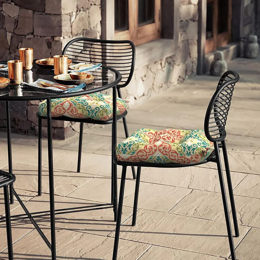 Outdoor Cushion Detail 1