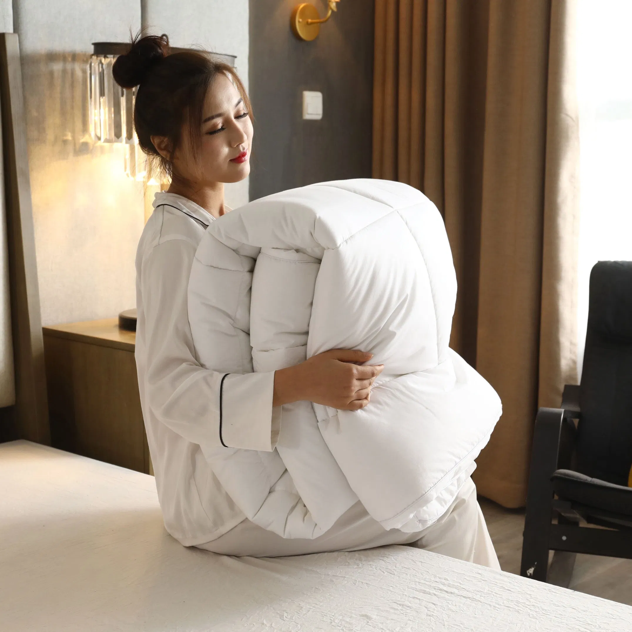 Comfortable Home Hotel Bed Mattress White Mattress Protector for Bed