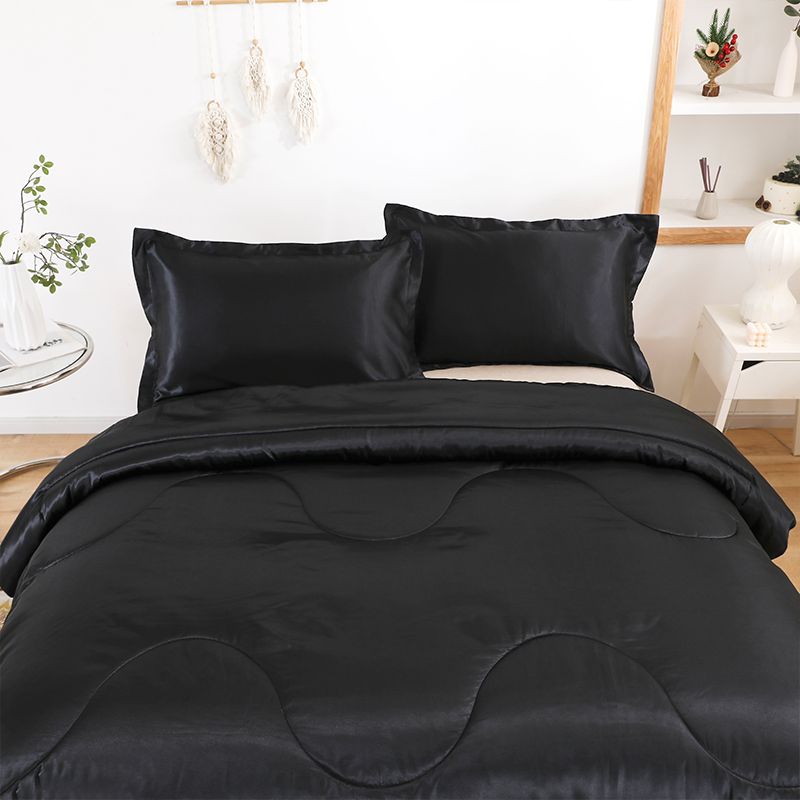 Luxury Wholesale Satin Silk Duvet Cover Customized Queen Size Comforter Sets Bedding