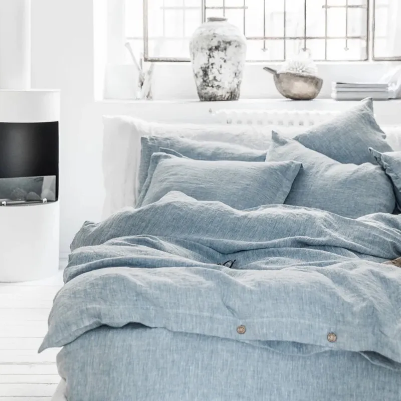 Linen Bedding Set Display 1