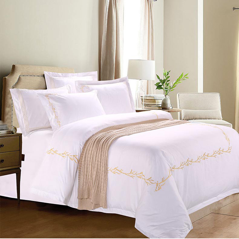 Premium Smooth Texture Bedding Set for Hotel Linen Supplier