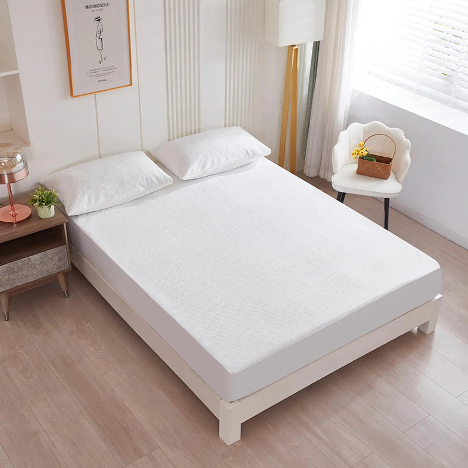 100% Polyester Fabric with TPU Mattress Protector