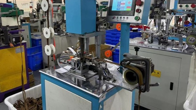 Bedding packaging and export preparation at DETT TexPro