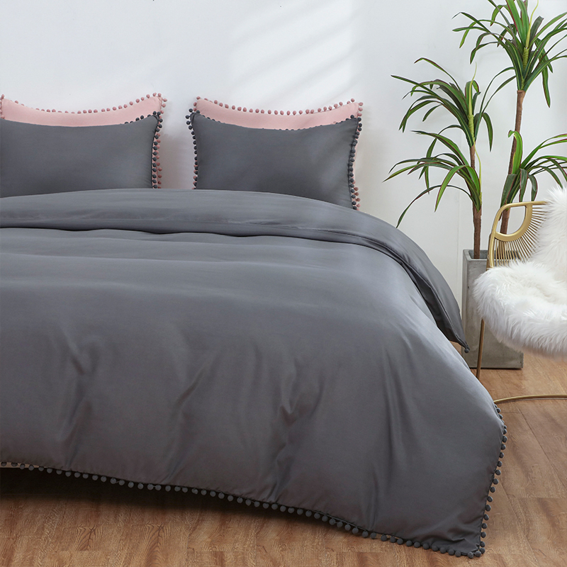 Customizable Light Grey Microfiber Bedroom Cotton Winter Bed Comforter Sets