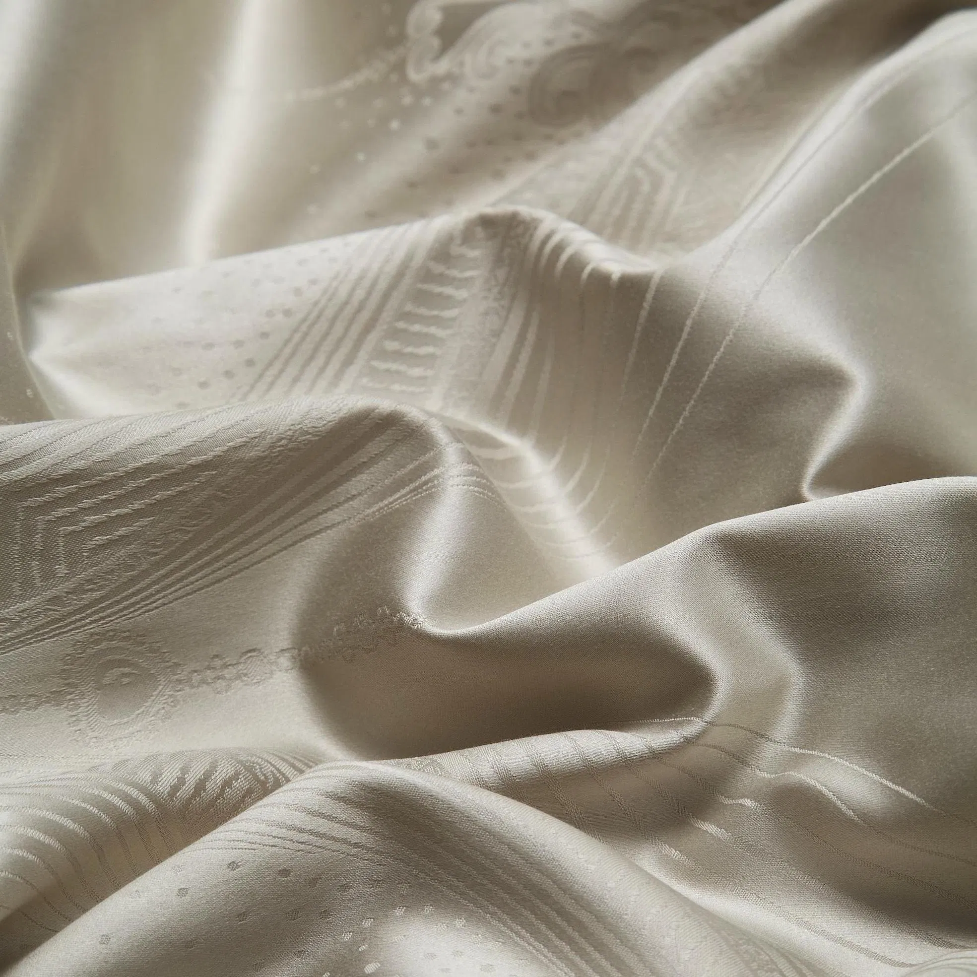 140 Thread Count Long-Staple Cotton Jacquard Four Piece Bed Set Bed Quilt Duvet Cover Bed Sheets Customizable Seven-Piece Bedspread Bedding Set for Home