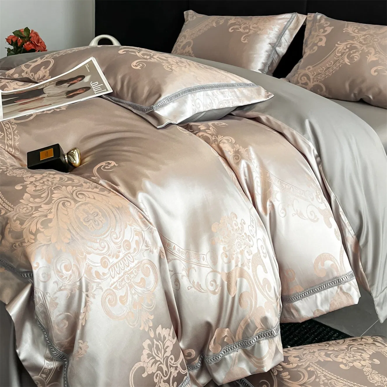 Small MOQ Factory Manufacture 300tc-600tc Safe Dyeing Exquisite Breathable Cooling Jacquard Bedding