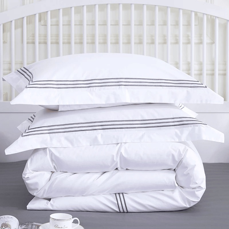 Five Star Hotel Linen Custom Printed Logo Embroideried Hotel Bedsheets Duvet Bedding Set