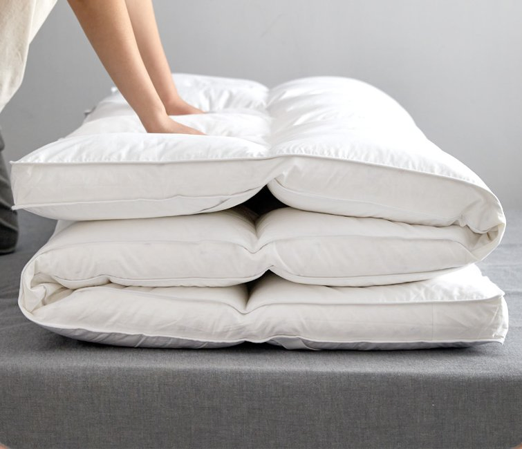 Luxury Popular High Quality Polyester Mattress Topper