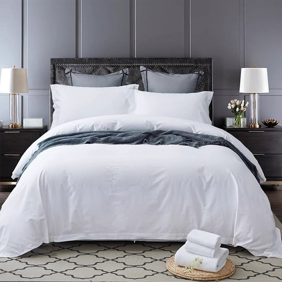OEM/ODM Wholesale Luxury White 100% Cotton Bedsheet Quilt Comfoter Duvet Hotel Bedding Set
