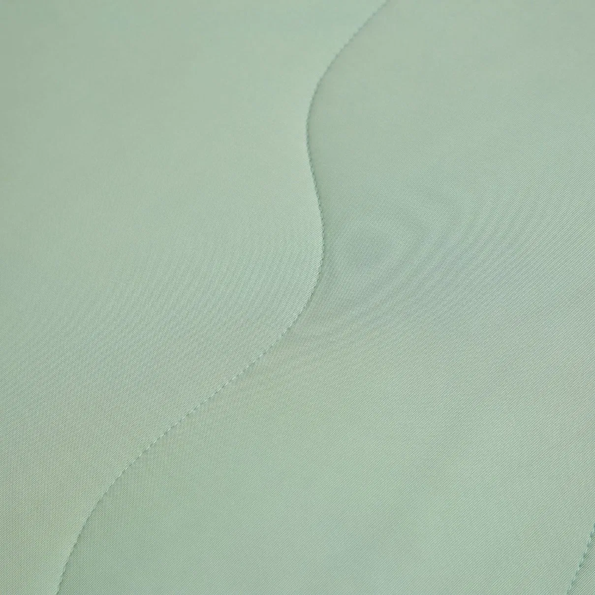 High-Quality Summer Cool Quilt Blanket Super Soft Comforter Coverlet Made in China Quilted Bedding Set in Stock Guangdong Home Textile Wholesale