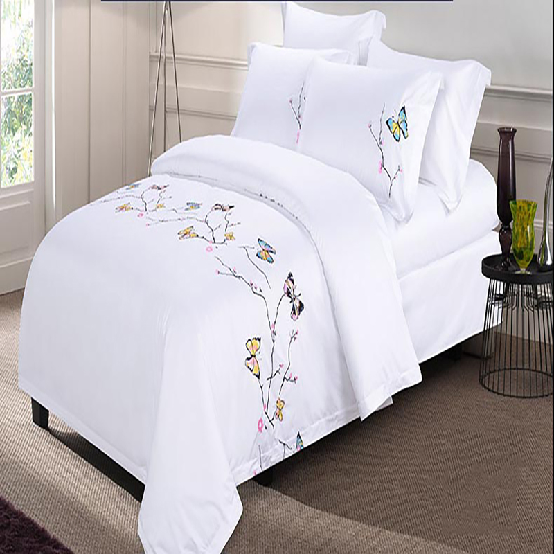 Premium Smooth Texture Bedding Set for Hotel Linen Supplier
