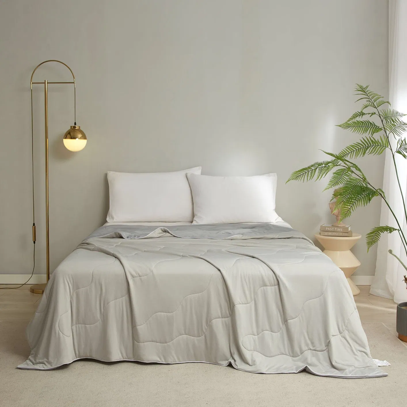 High-Quality Summer Cool Quilt Blanket Super Soft Comforter Coverlet Made in China Quilted Bedding Set in Stock Guangdong Home Textile Wholesale