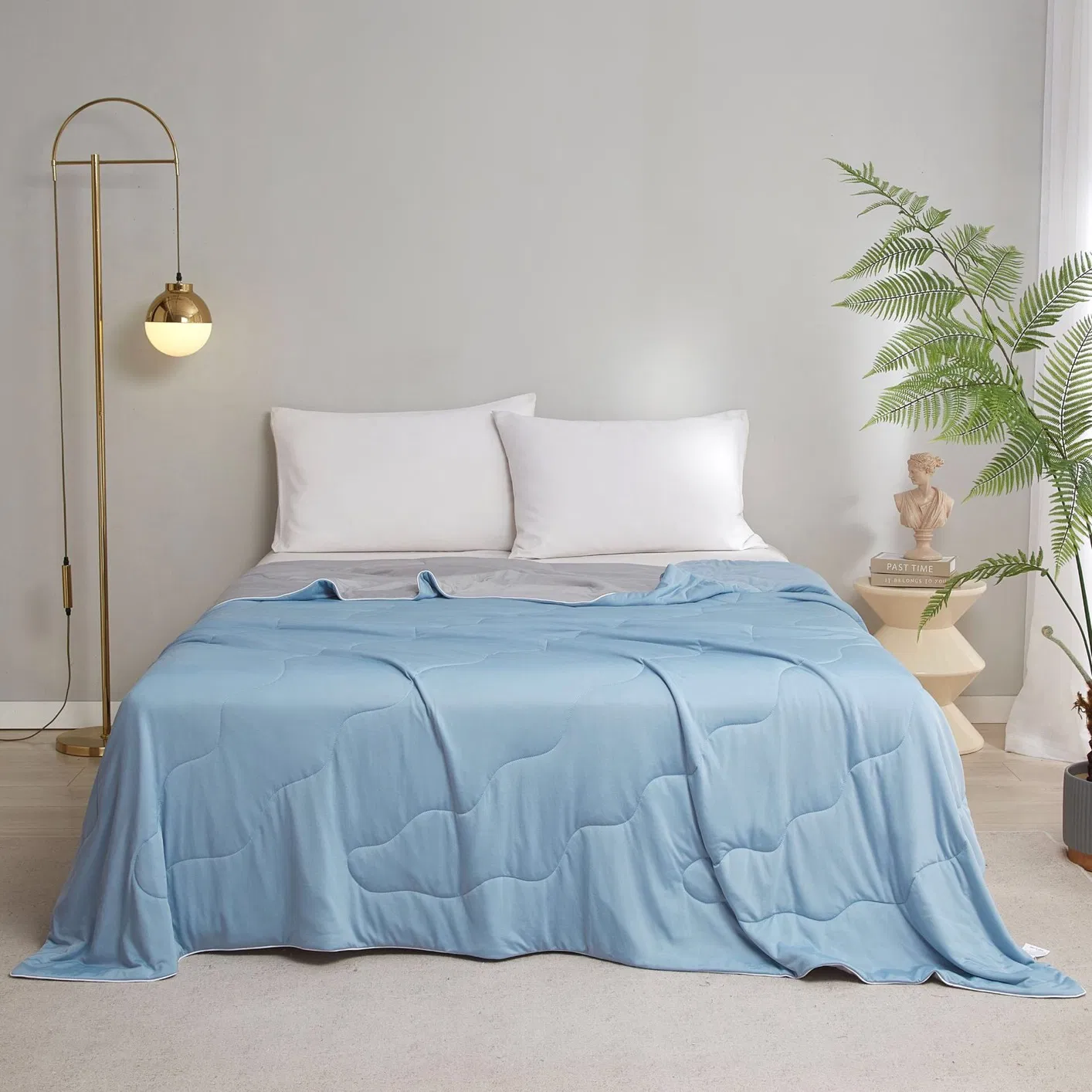 High-Quality Summer Cool Quilt Blanket Super Soft Comforter Coverlet Made in China Quilted Bedding Set in Stock Guangdong Home Textile Wholesale