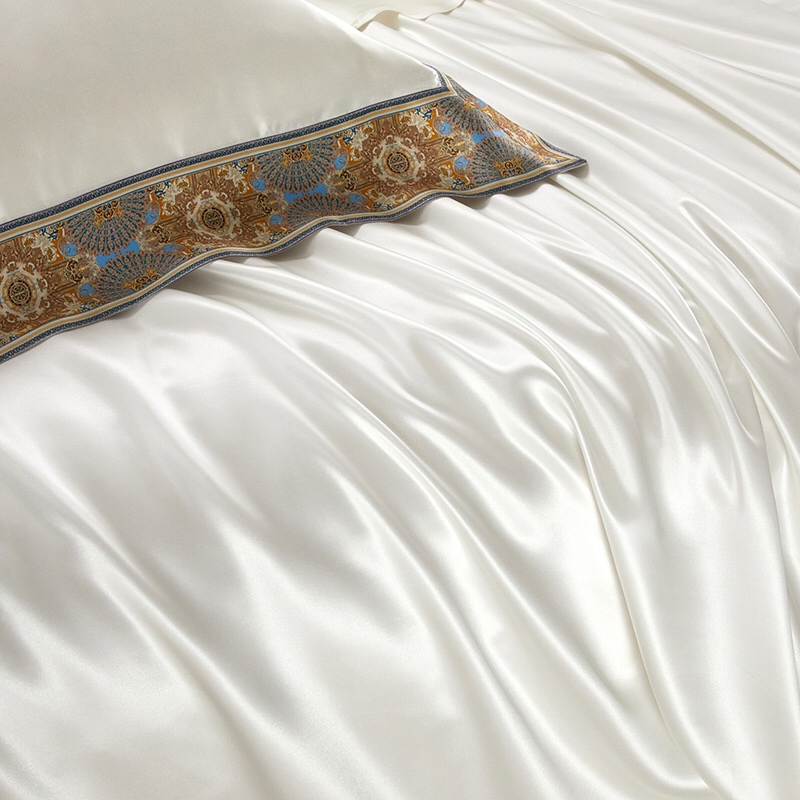 White Solid Color Silk Home Textile Patchwork Duvet Quilt Cover Premium Bed Linen Fitted Sheet Queen King Size Pillowcases Guangdong 4PCS Bedding Set Supplier