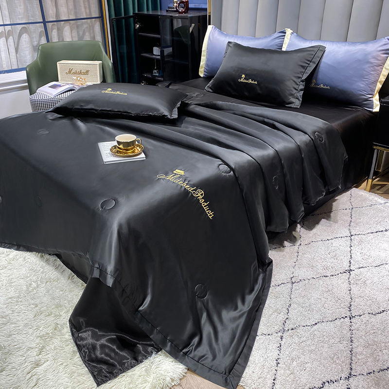 King Custom Size 4 PCS Cooling &amp; Breathable Quilt Bed Sheets Silk Quilt Ultra Smooth Washed Silk Embroidery Summer Quilt Bedding Set