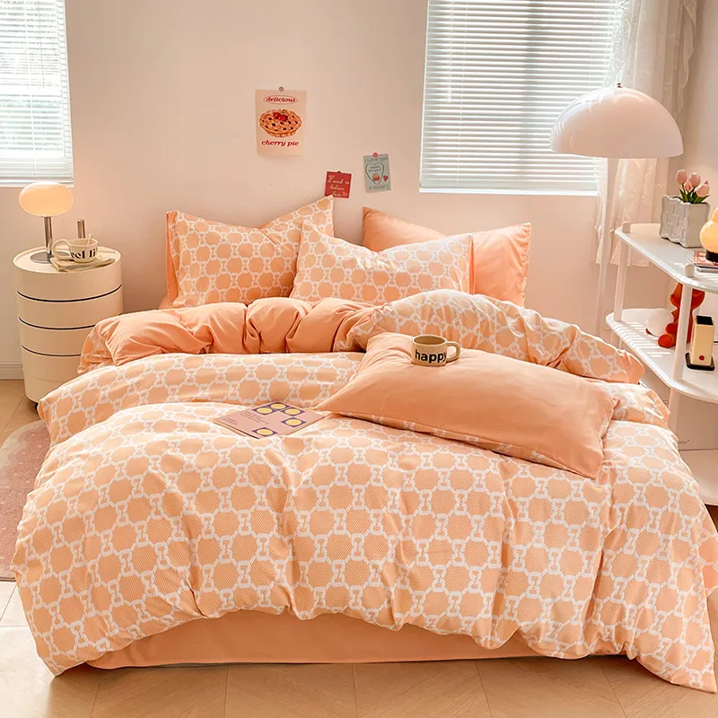 Bedding set photo 2