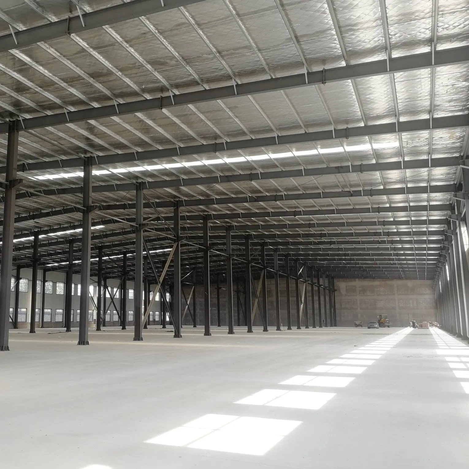 Metal Frame Sandwich Panel Modern Design Prefabricated Steel Structure Warehouse