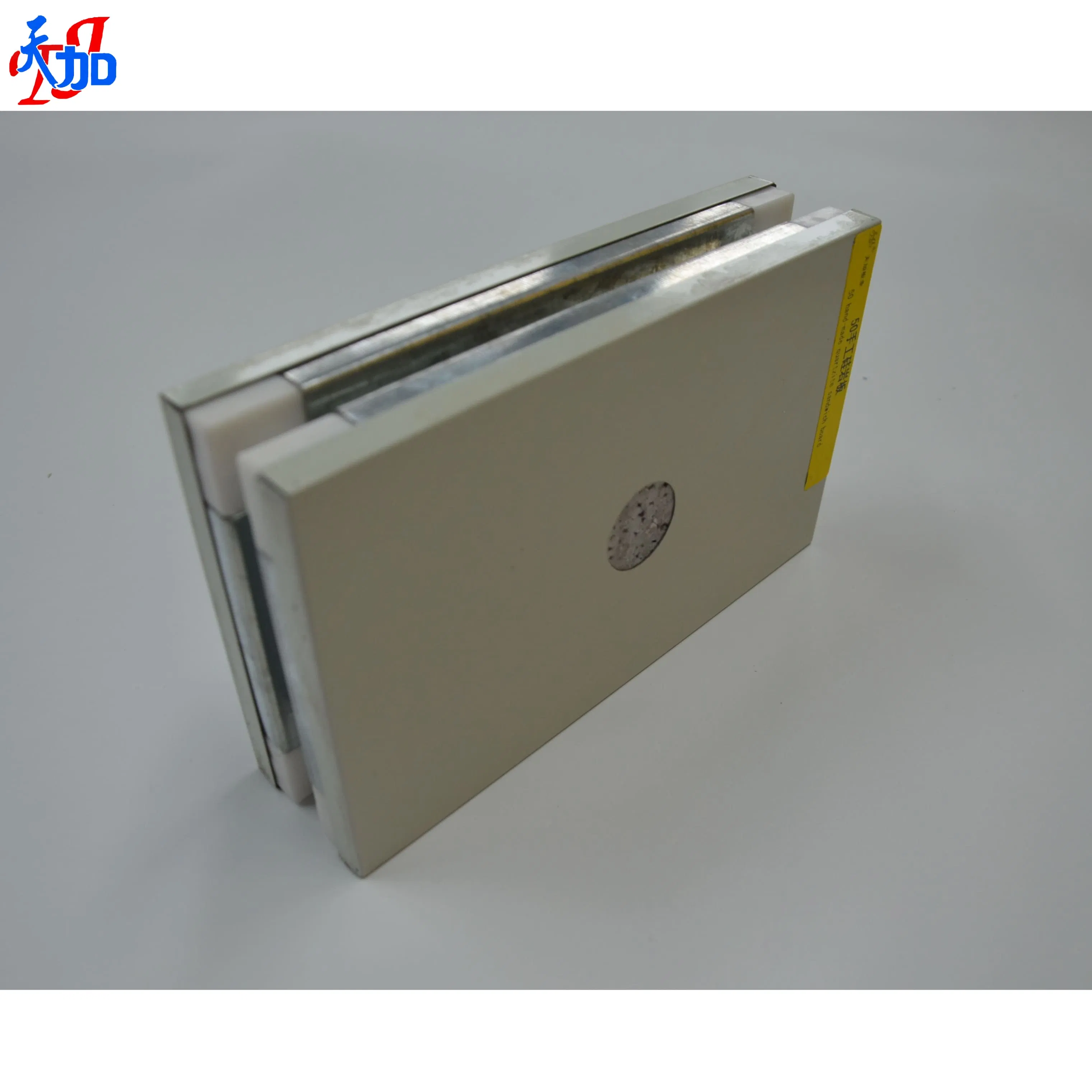 Durable Cleanroom Solutions for Laboratories and Pharmaceutical Use