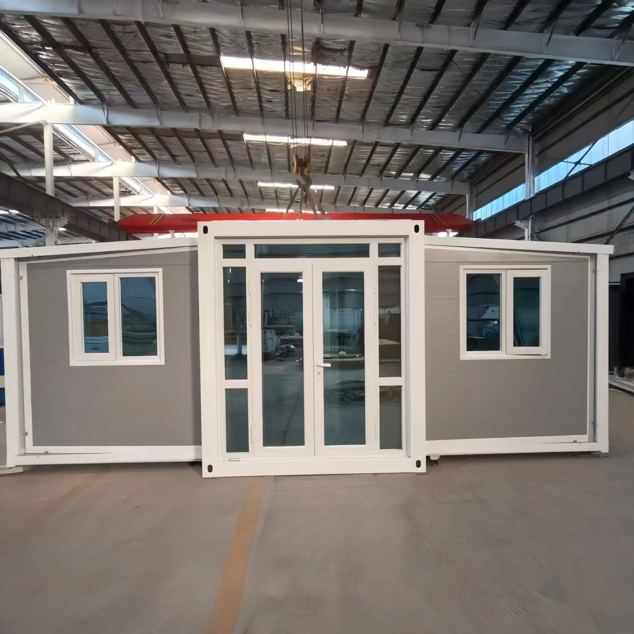 F2 40-Foot Double-Wing Folding House for Expansive Living Solutions