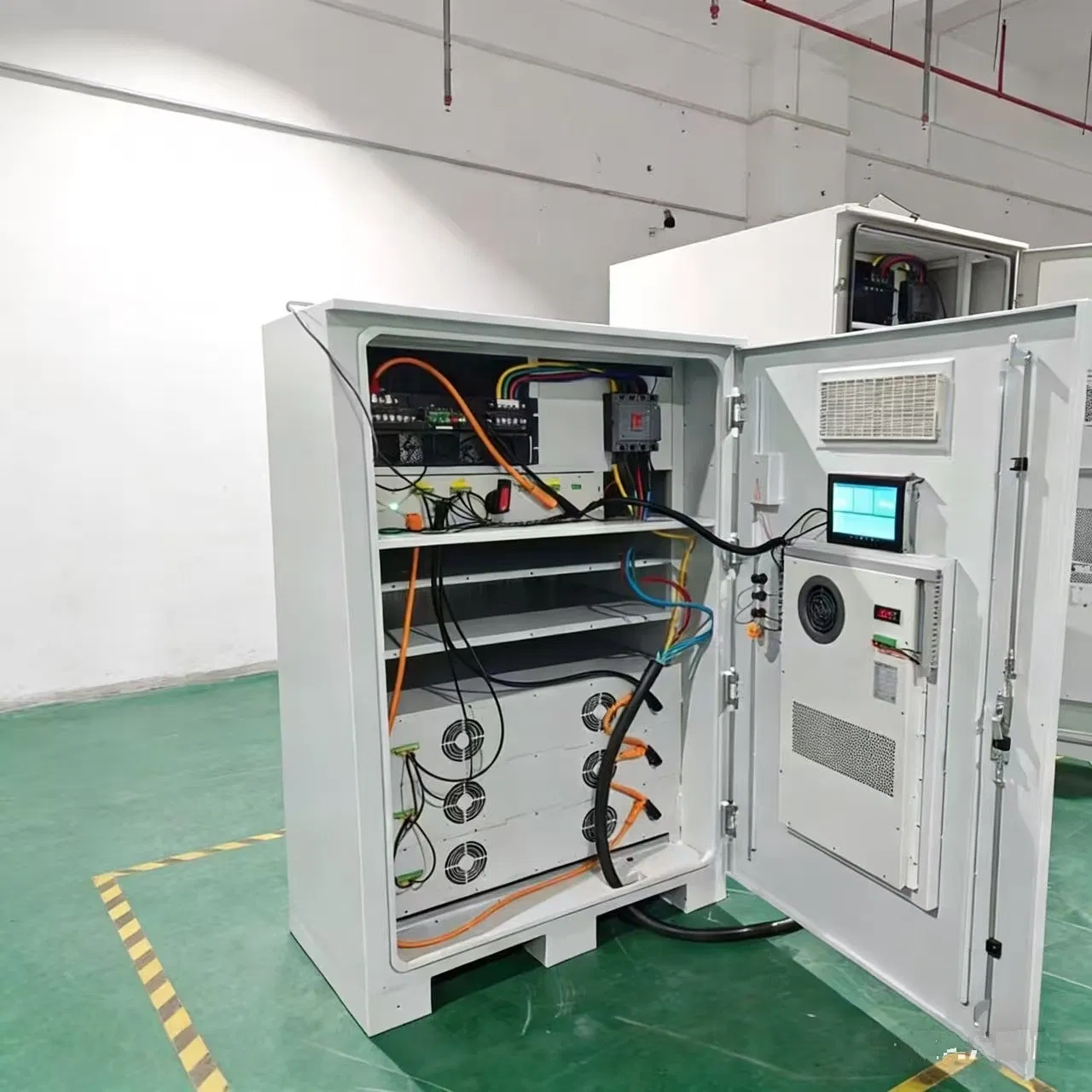 Outdoor All in One Stable Performance Energy Storage System for Industry, Commerce, Household, Factories, Buildings and Backup Power Supply