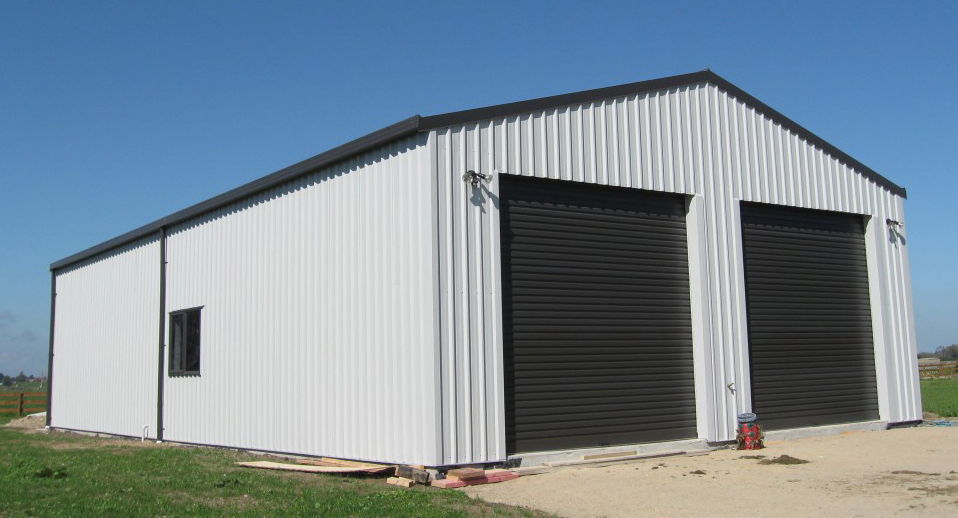 Prefabricated and Pre-Engineered Steel Structural Framed Building Construction