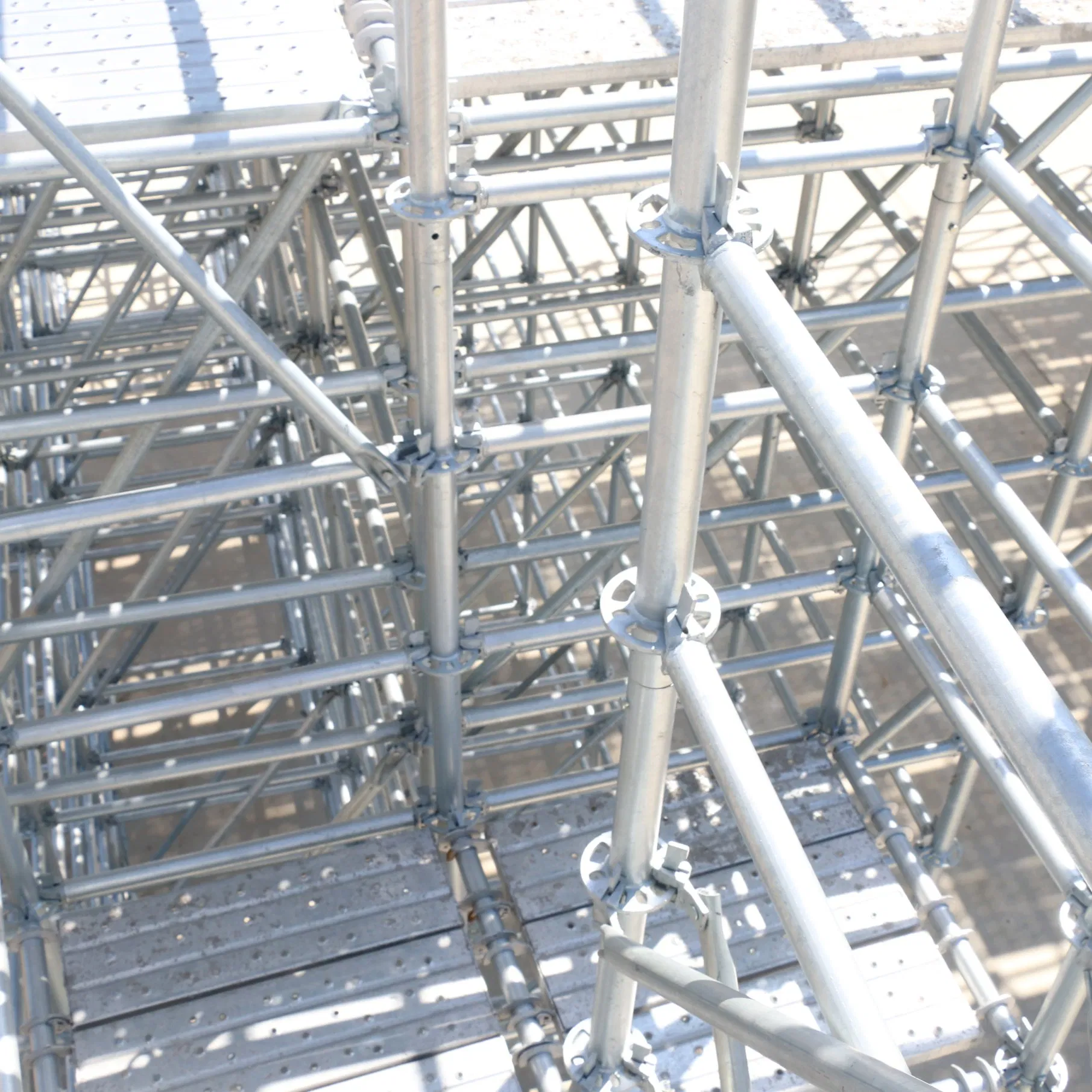 Heavy Duty Layher Ringlock Scaffold System for Building Construction Steel Material