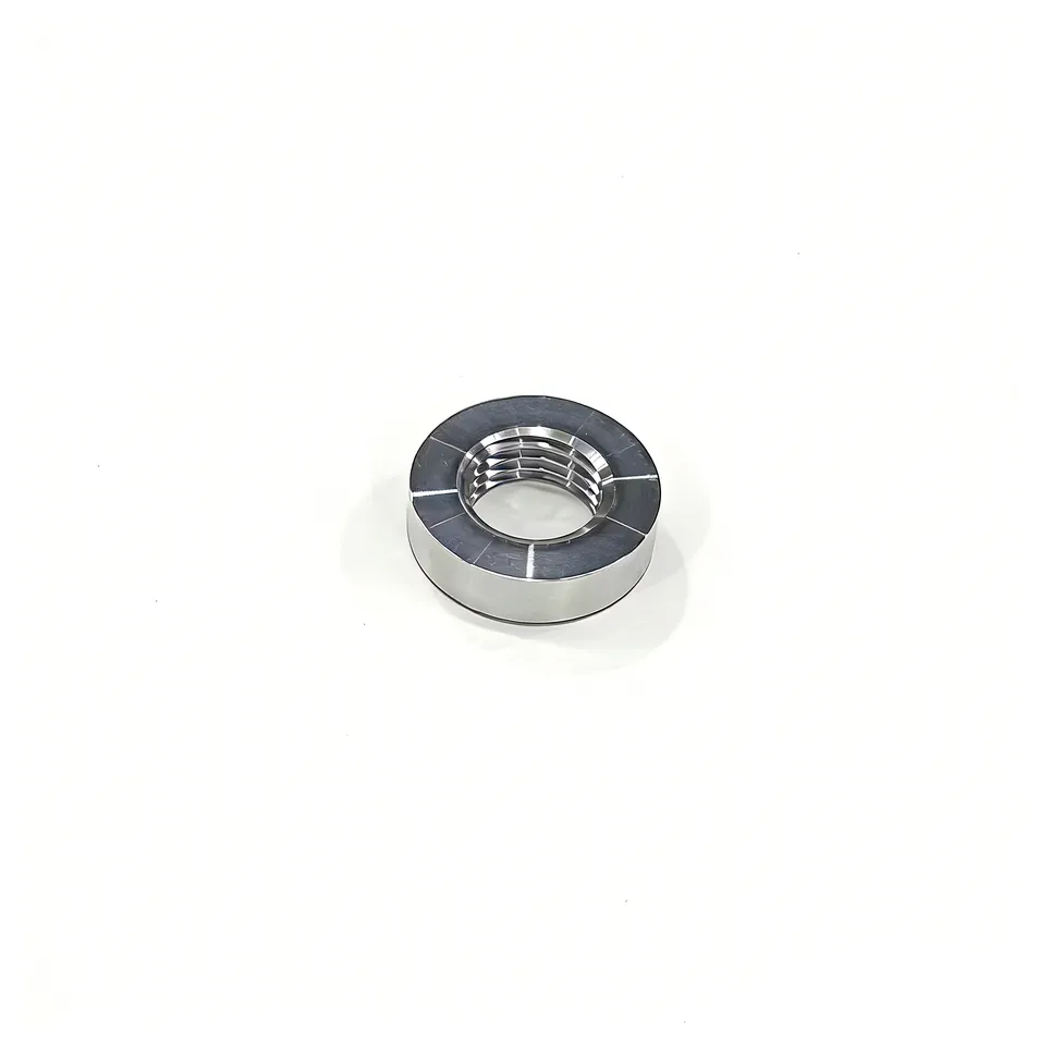 Inserto de Rosca Interna de Aço Inoxidável de Alta Precisão SUS303/304 com ±0.05mm, OEM/ODM Disponível