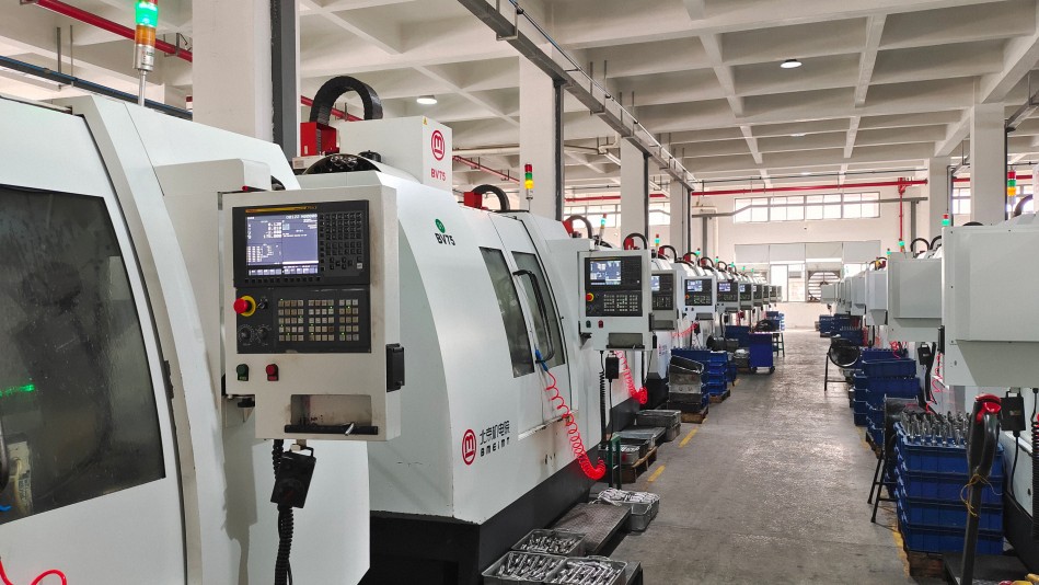 Centro de usinagem CNC multi-eixo para ferramentas de precisão Dexa Tools